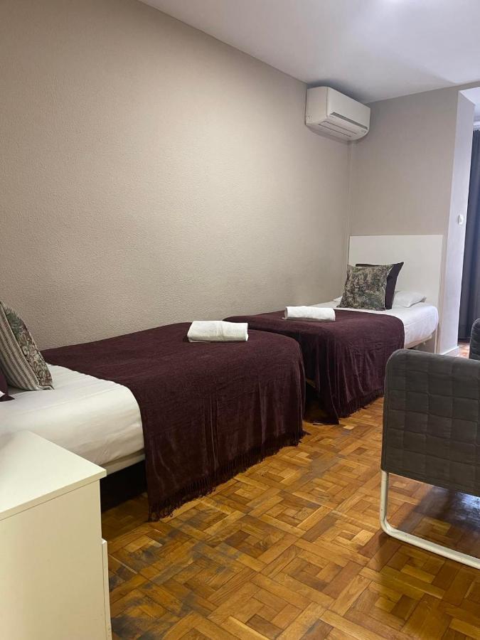 Twin Room,1354901279:JPEG